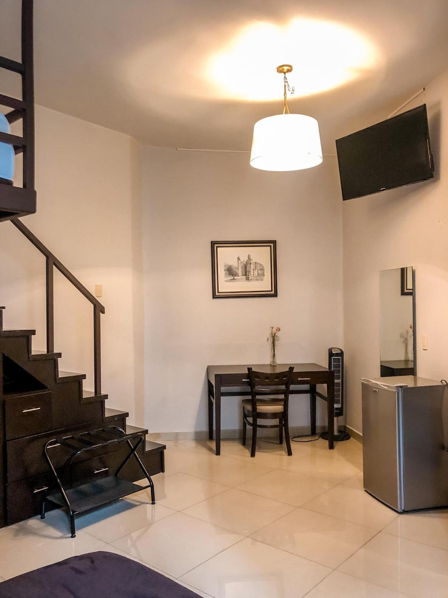Suites Hamburgo Mexico City Ngoại thất bức ảnh